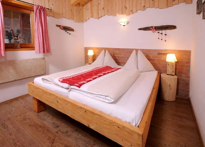 펜션 Almchalet Schneeberg *